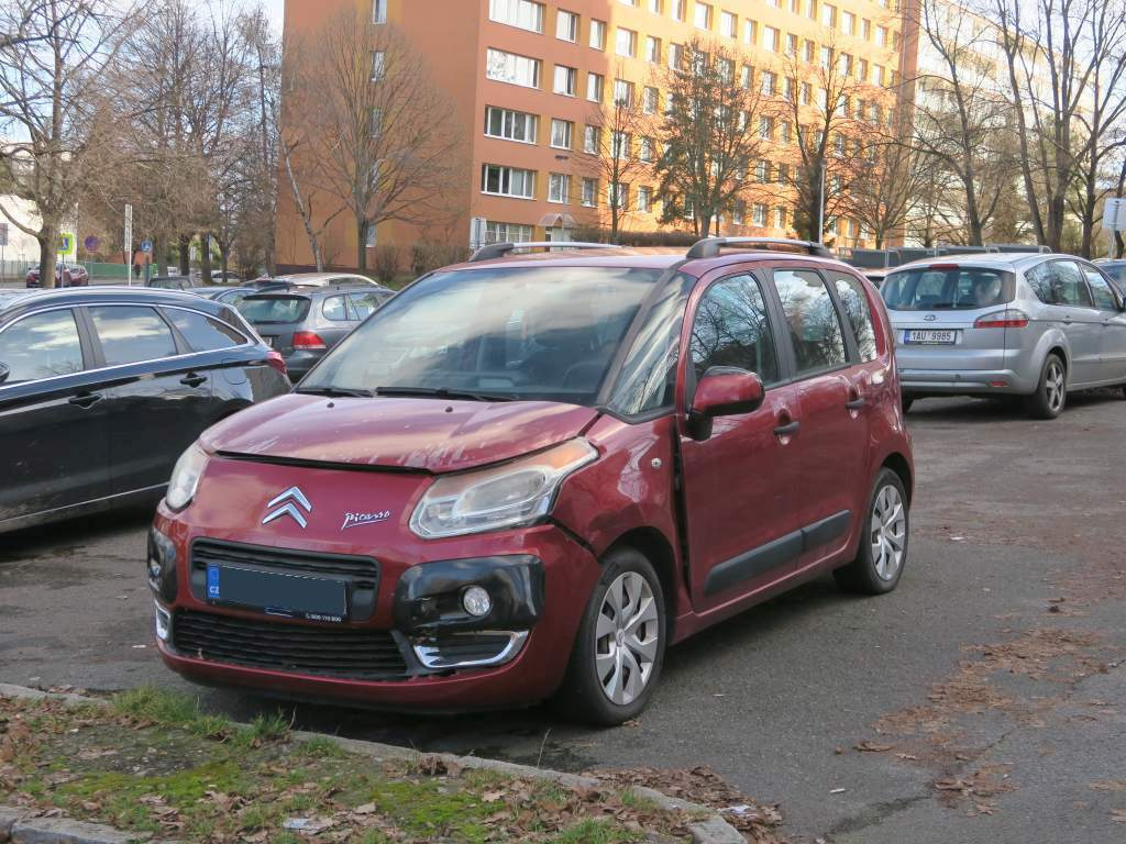 Citroën C3 Picasso 1.4L benzín r.v. 2010