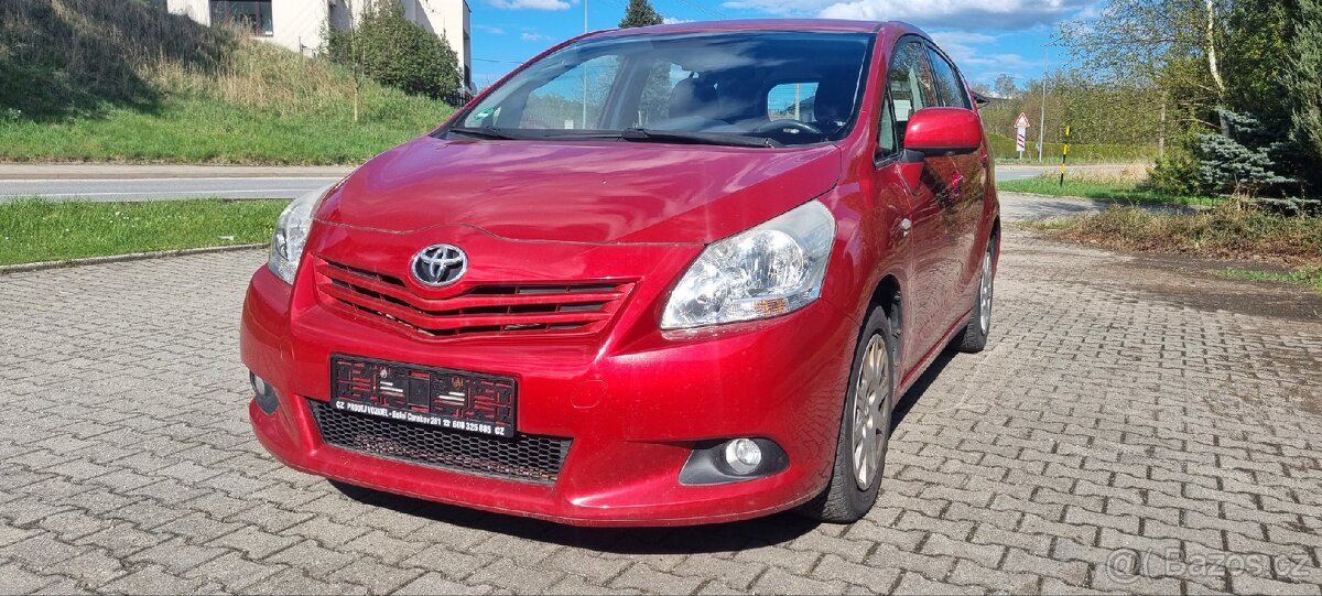 Toyota Verso 1.8i 108Kw r.v.8/2009 141000km velice slušné