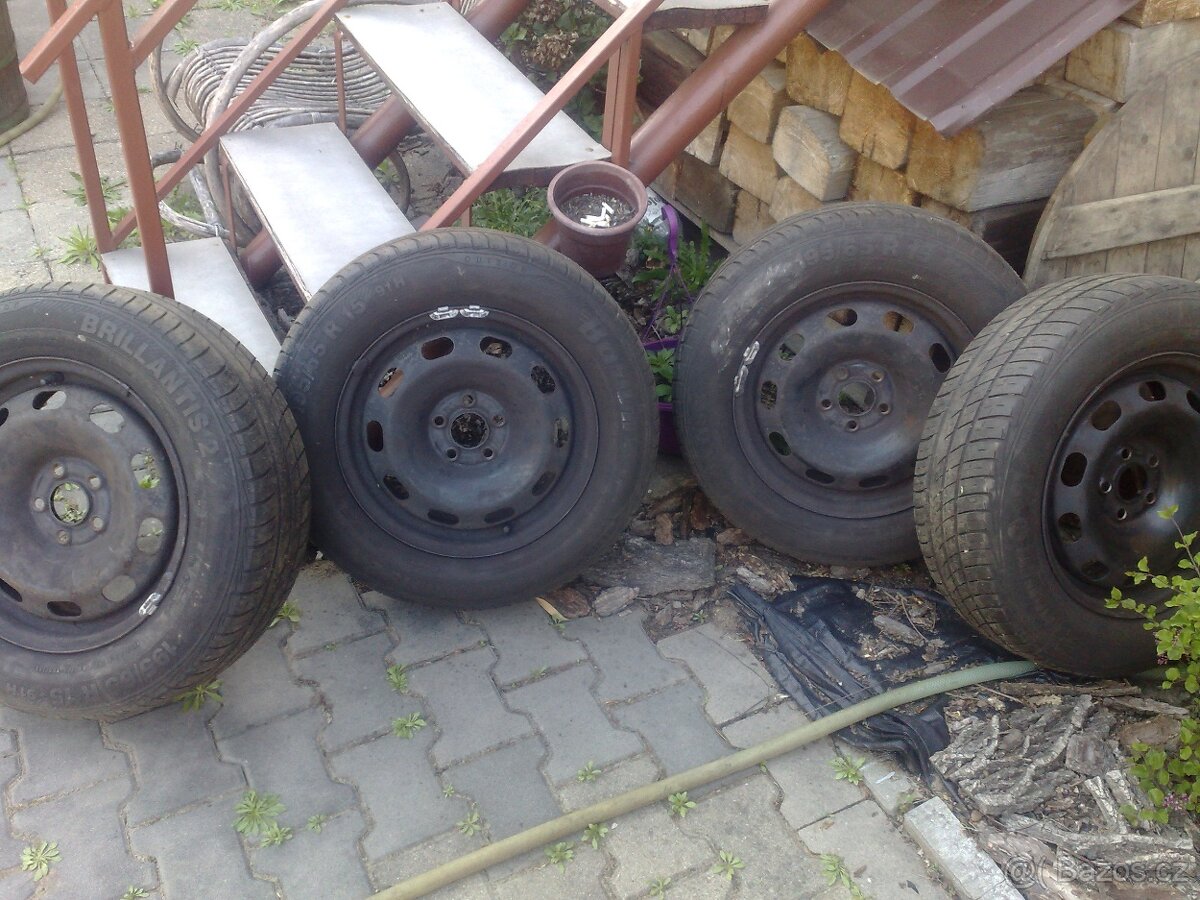 OBUTÁ KOLA 5X100 -195/65/15-OCTAVIA1,GOLF4