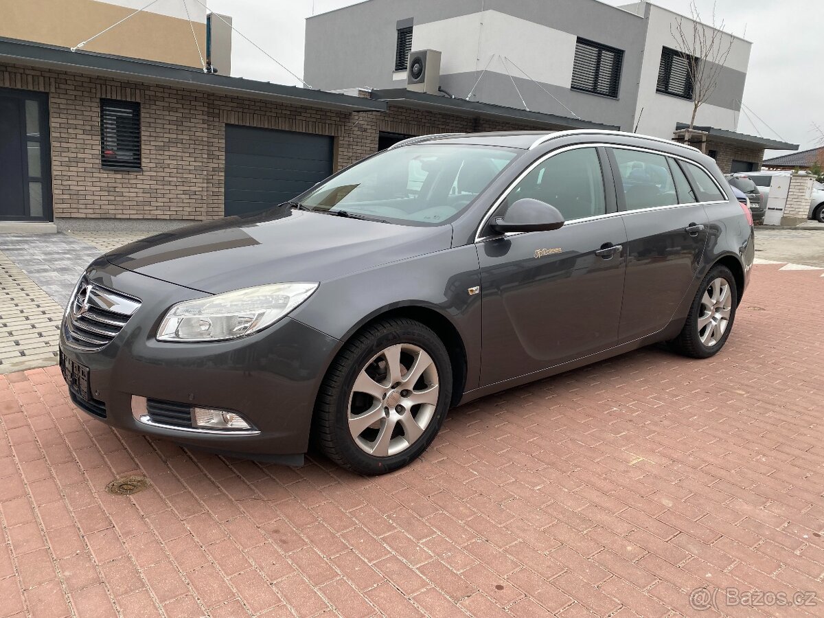 Opel Insignia 2.0 CDTI, nová STK, tažné, najeto 1580000 km