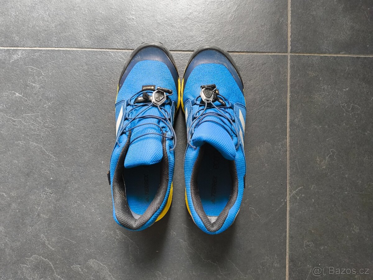 Dětské boty adidas vel. 37