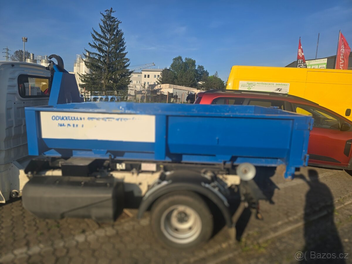 Kontejner, nosič kontejnerů, stavební suť