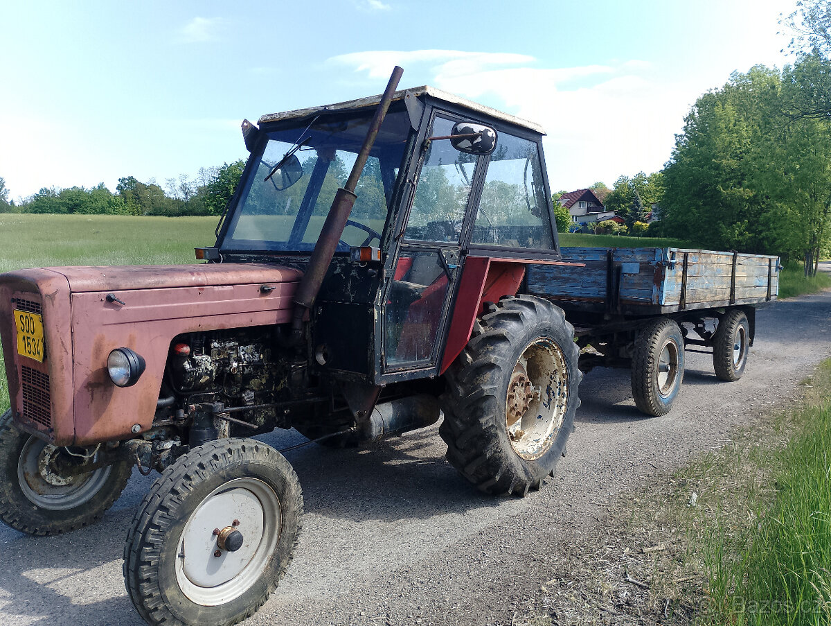 Zetor 4011 s vlekem