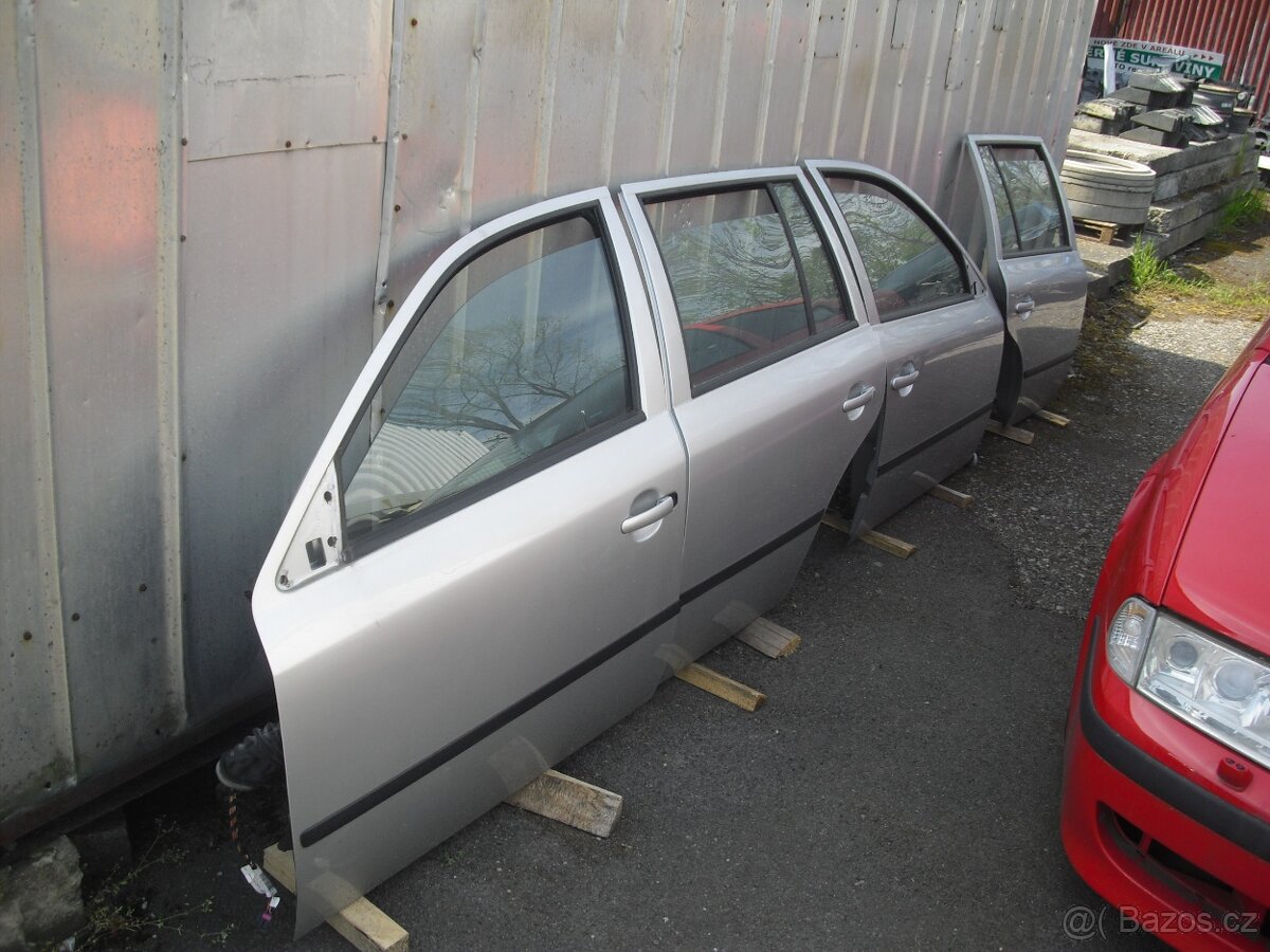 Skoda Octavia 1 Dvere