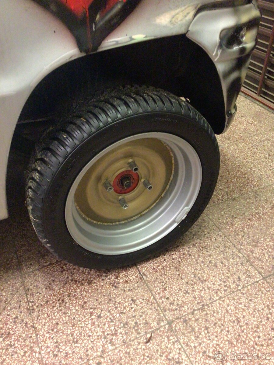 kola Microcar