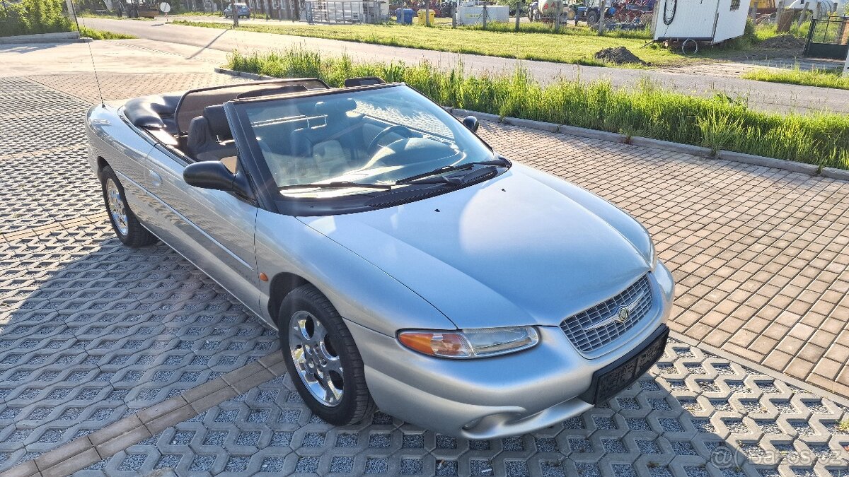 Chrysler Stratus 2,5L V6 cabrio