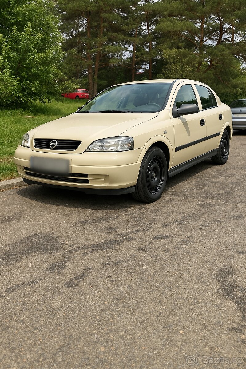 Predam Opel astra G 2004 1.6