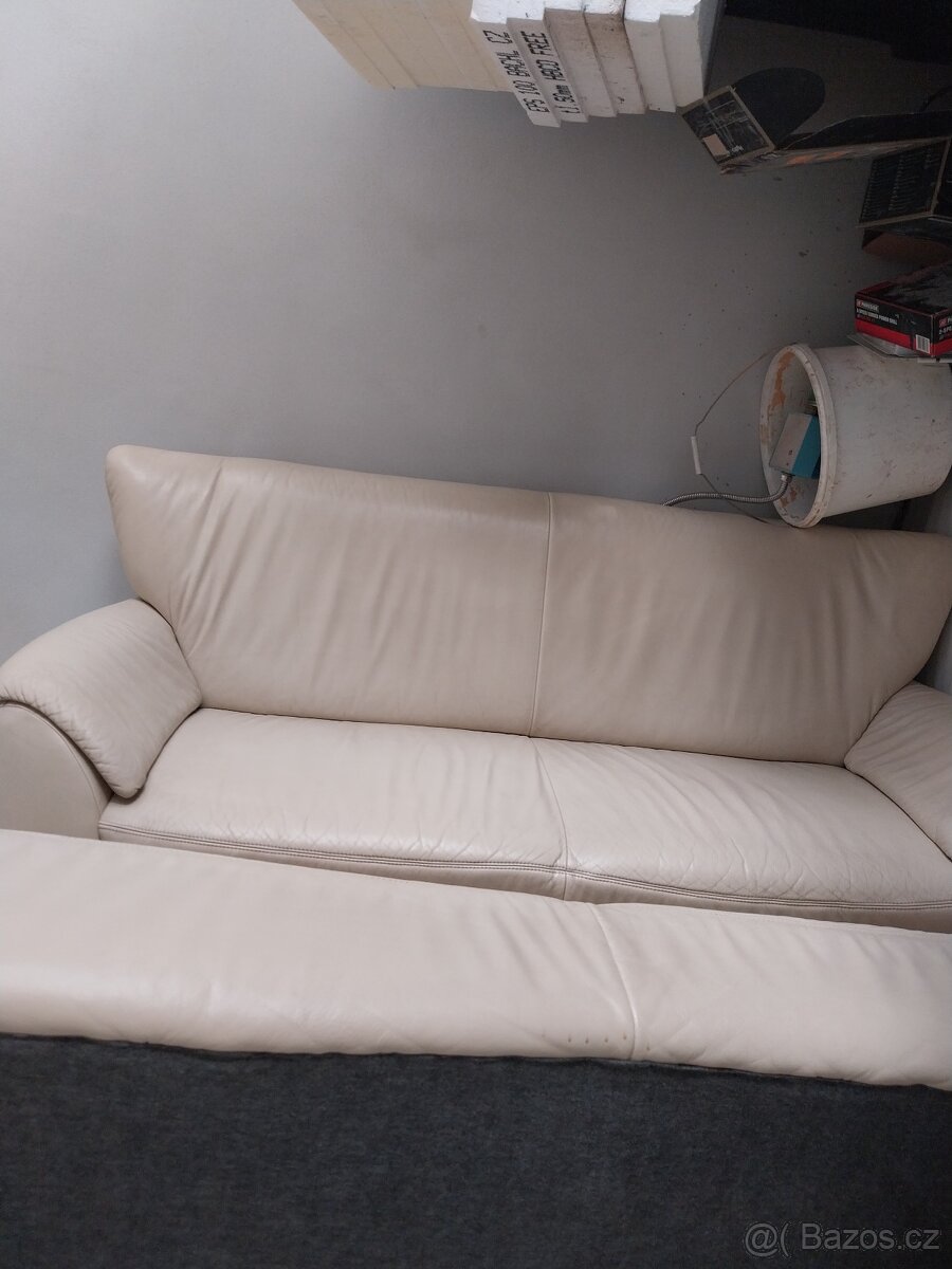 Kožená sedací souprava 3+2+křeslo