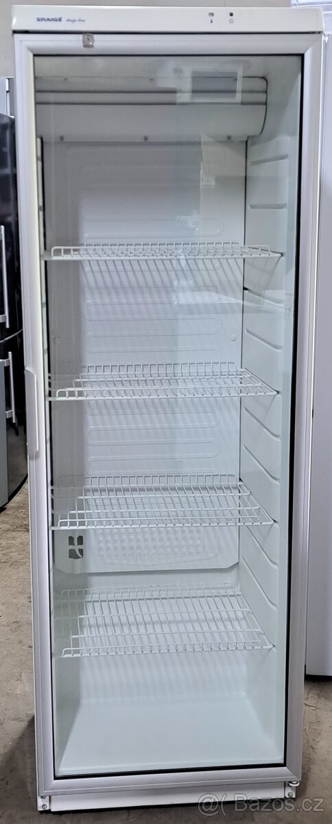 Prosklená lednice Snajge