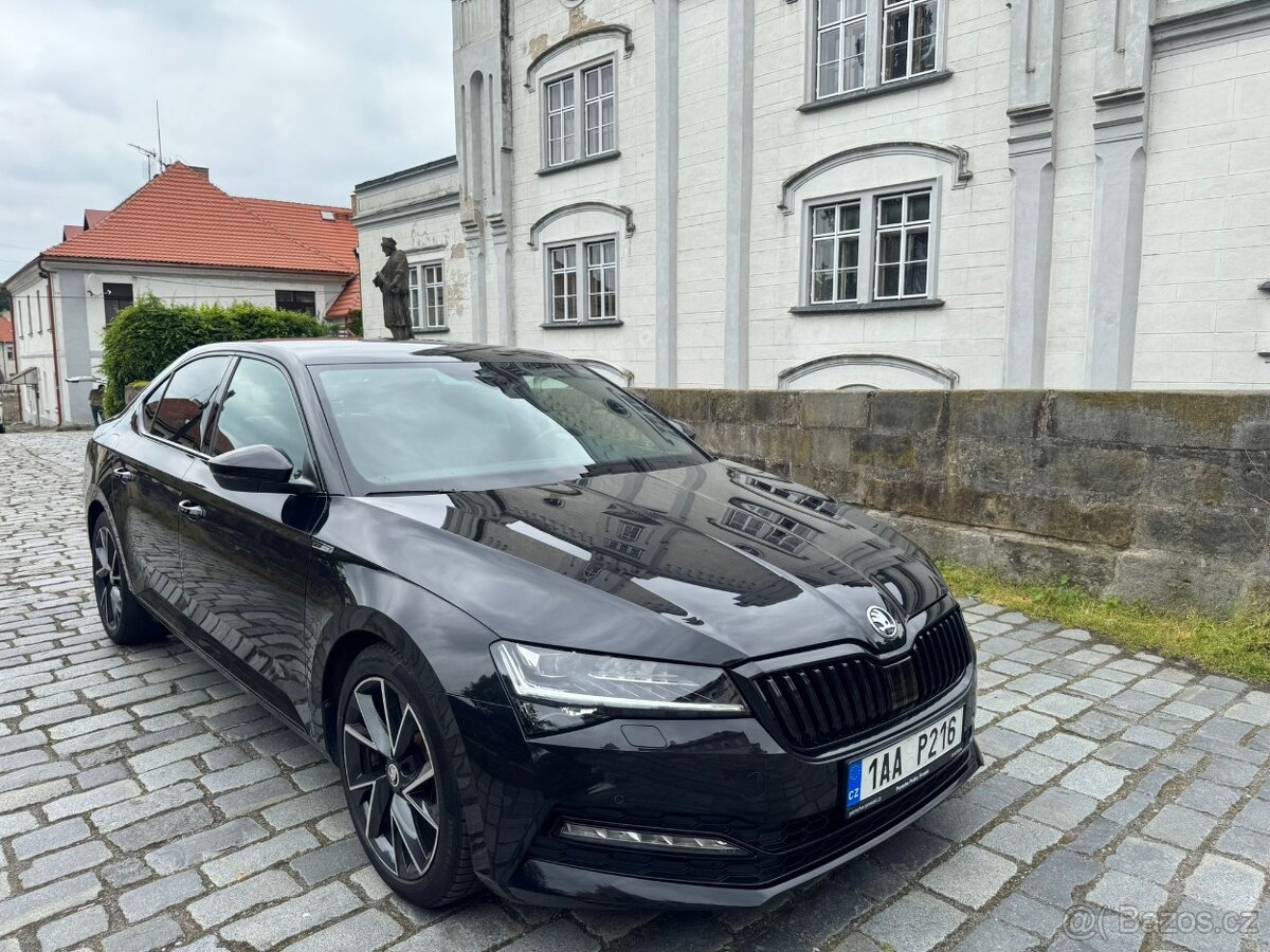 Škoda Superb 3 2.0 TDI 2023/11 DSG Sportline 1.maj.