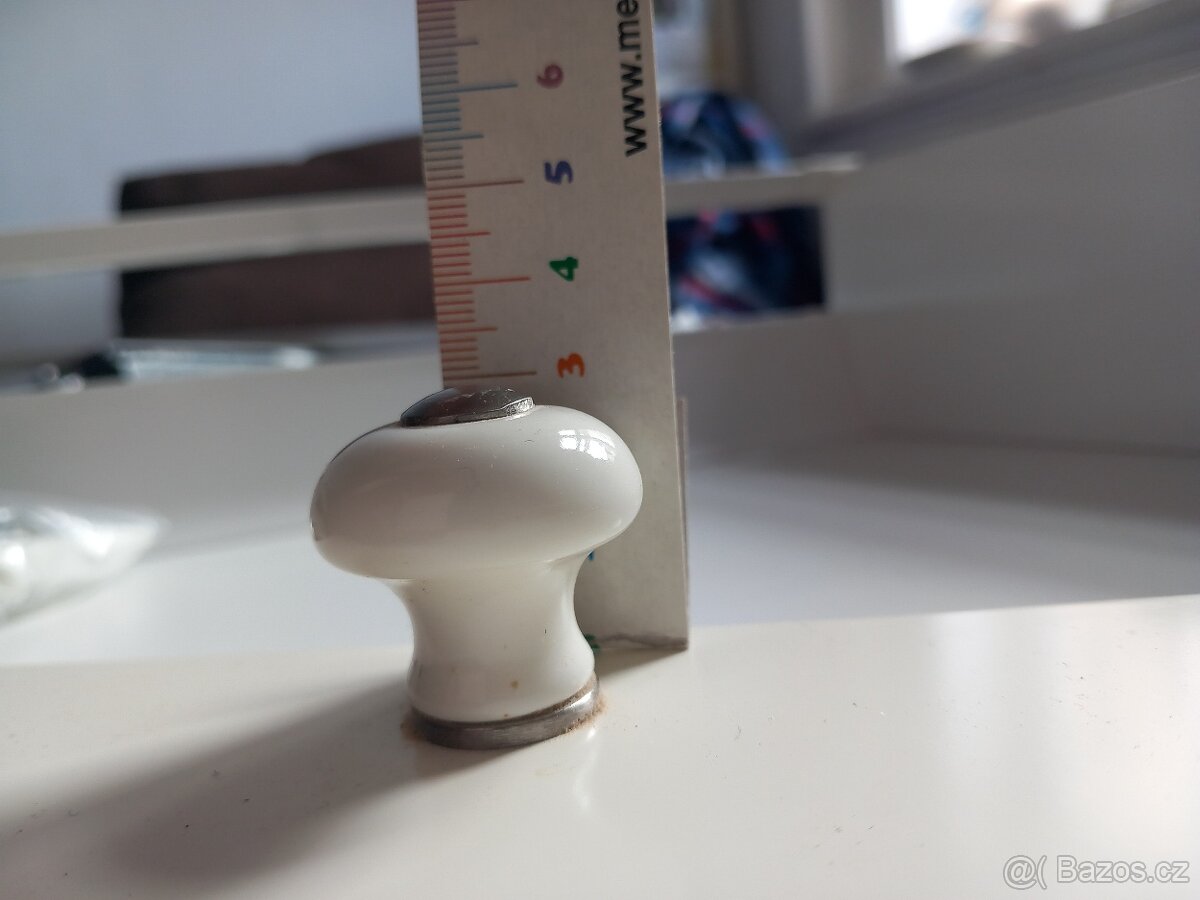 Keramicka knopka uchytka Ikea