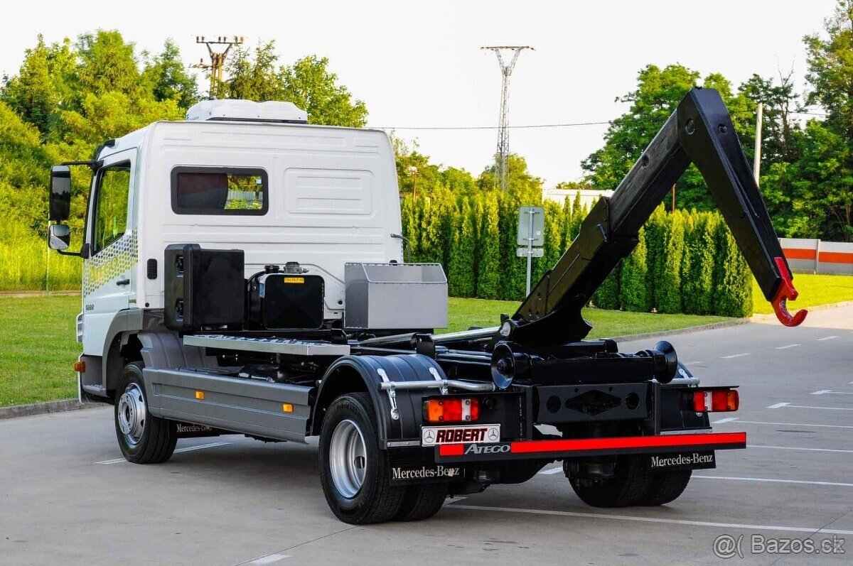 MERCEDES ATEGO 1222 HÁKOVÝ NOSIČ KONTEJNERŮ EURO5