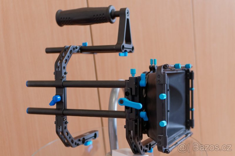 Matte box Fotga DP3000 a klec s horním madlem