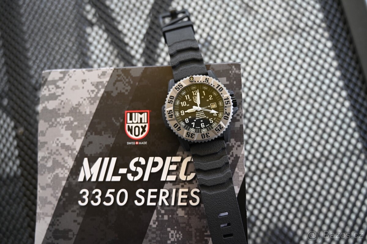 Hodinky LUMINOX MIL-SPEC 3351