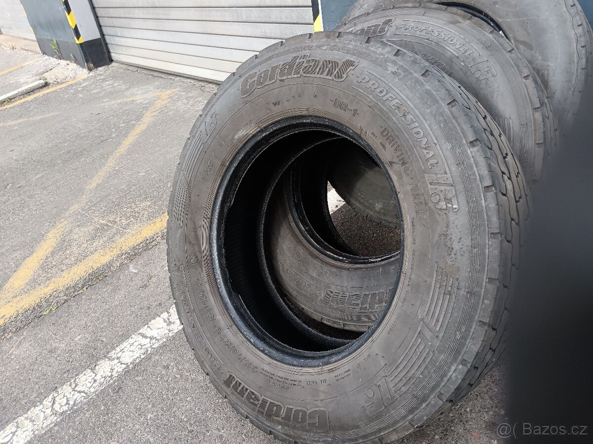 Prodám 3ks záběrových pneu Cordiant DR-1 315/70 R22,5