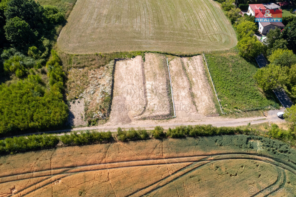 Prodej zahrady, 800 m², Velké Popovice