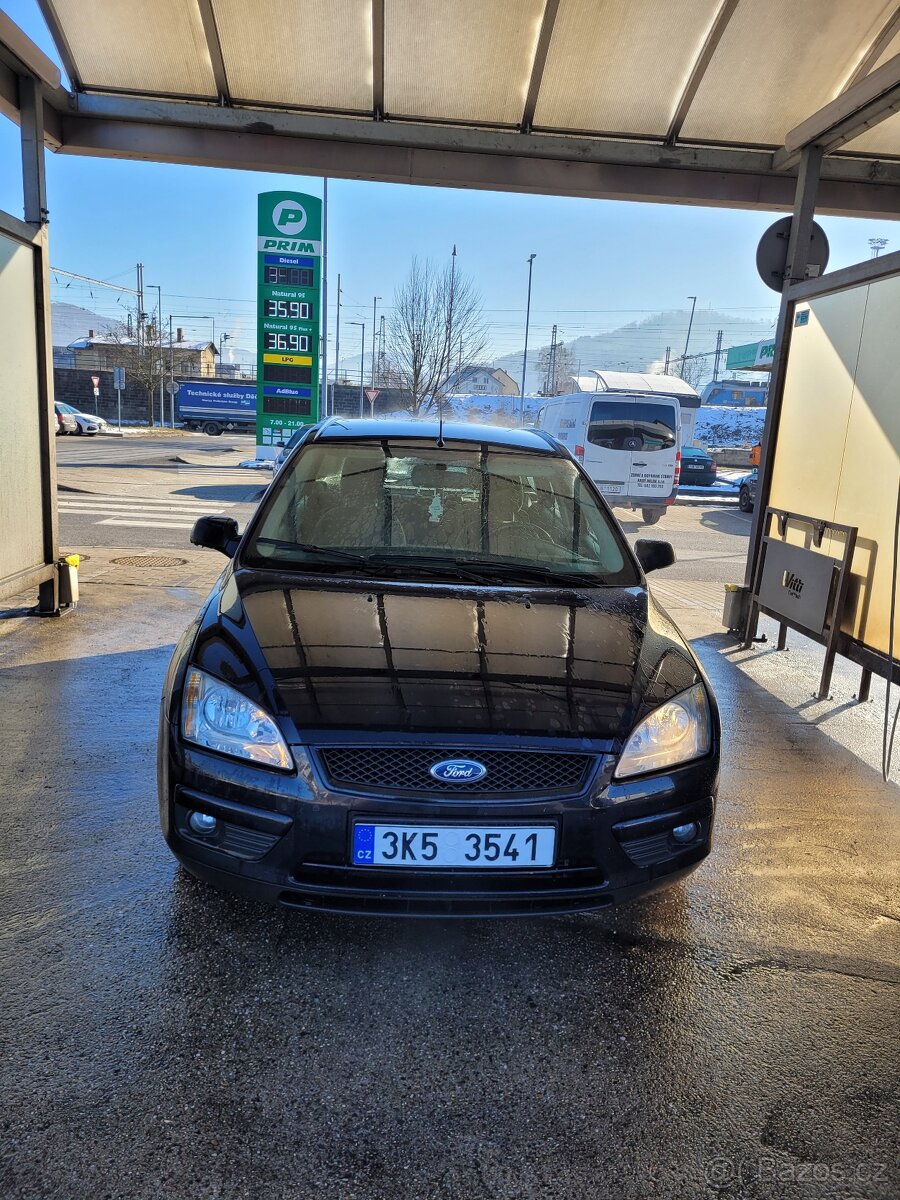 PRODÁM FORD FOCUS 1.6 TDCi – SPOLEHLIVÝ VŮZ ZA ROZUMNOU CENU