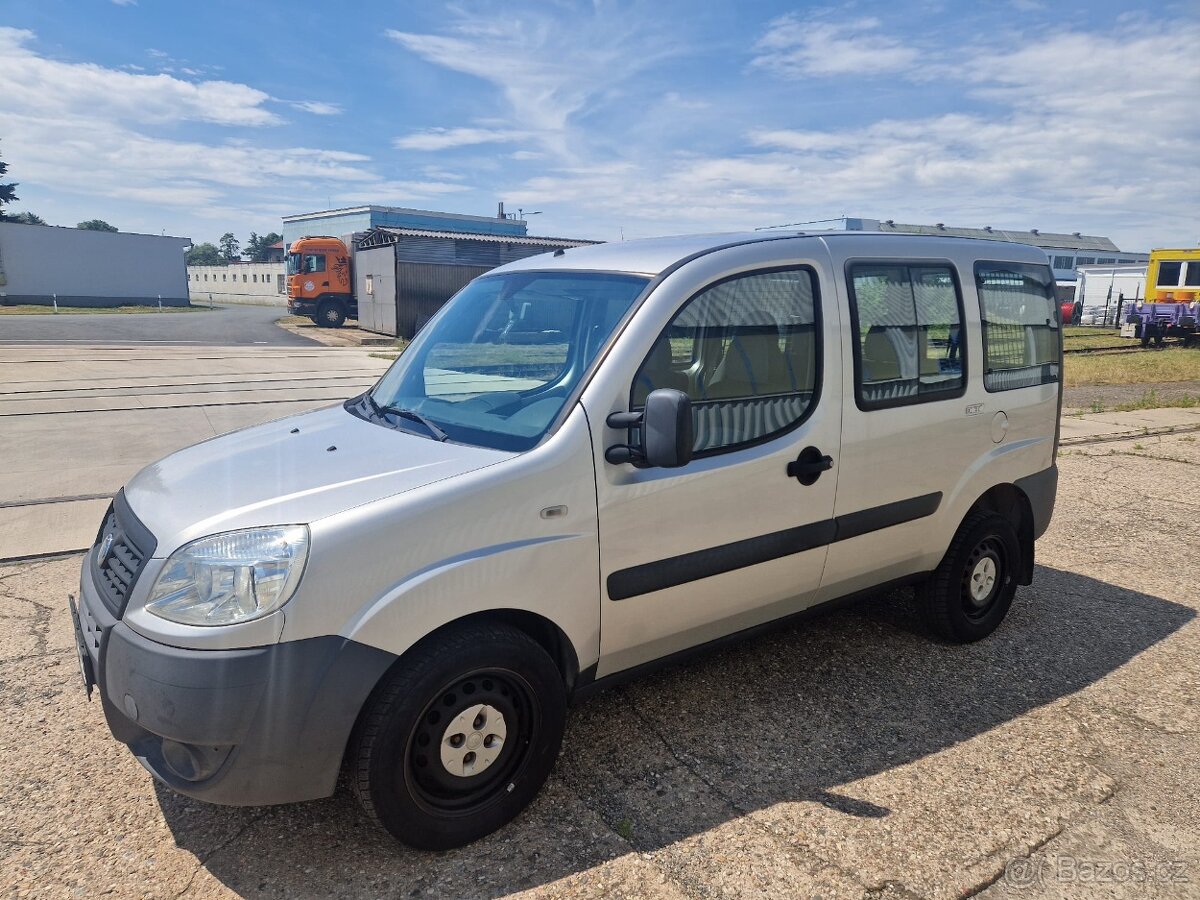Fiat Doblo 1.4i/5 míst/Facelift 2008