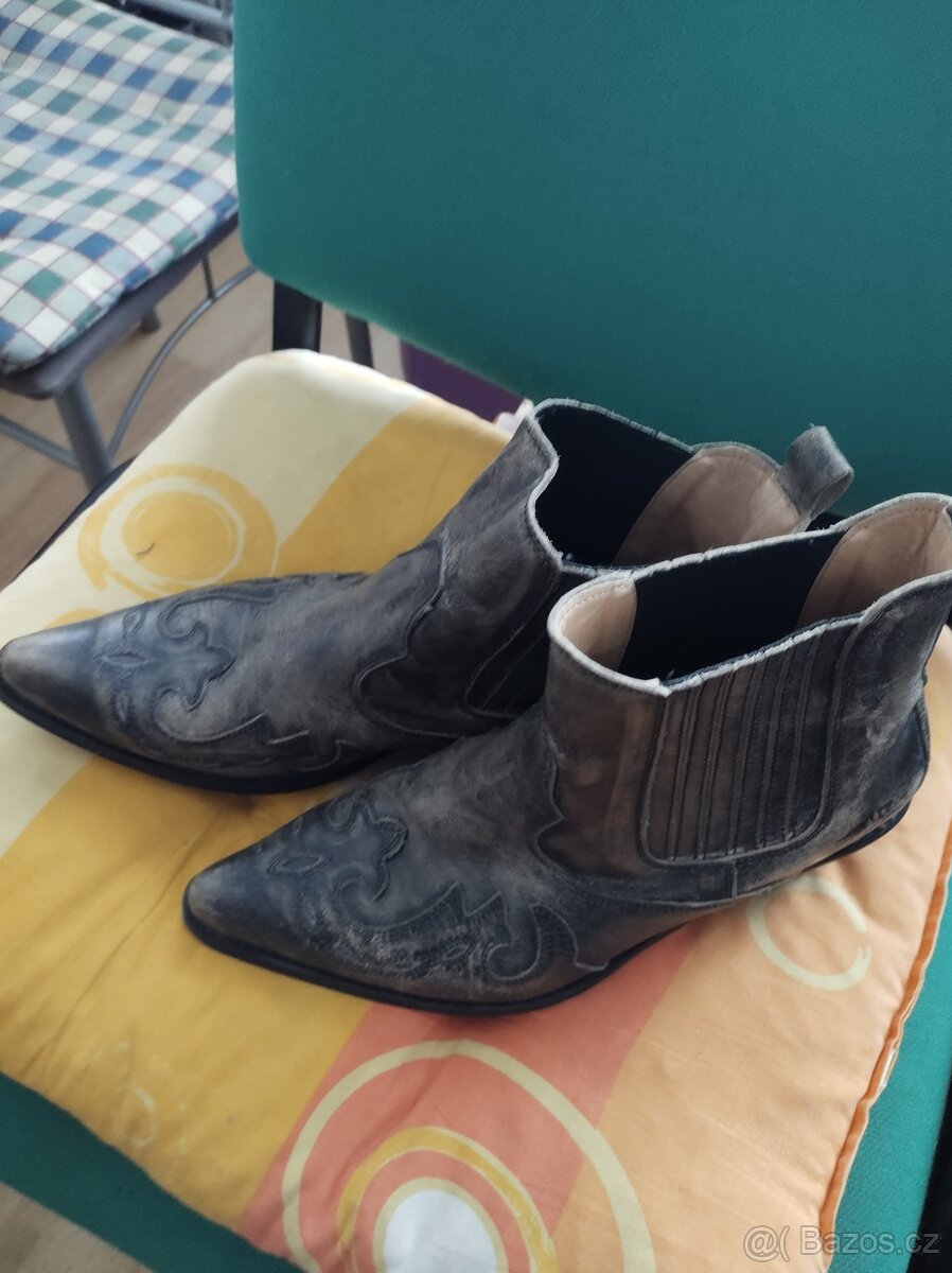Western boty Johnny Bulls