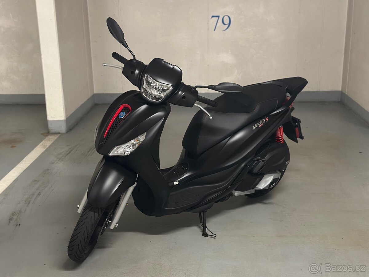 Piaggio Medley S 125