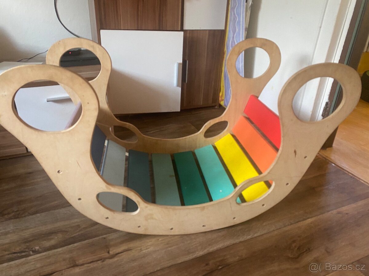 Montessori houpačka – duhová, nosnost 100 kg