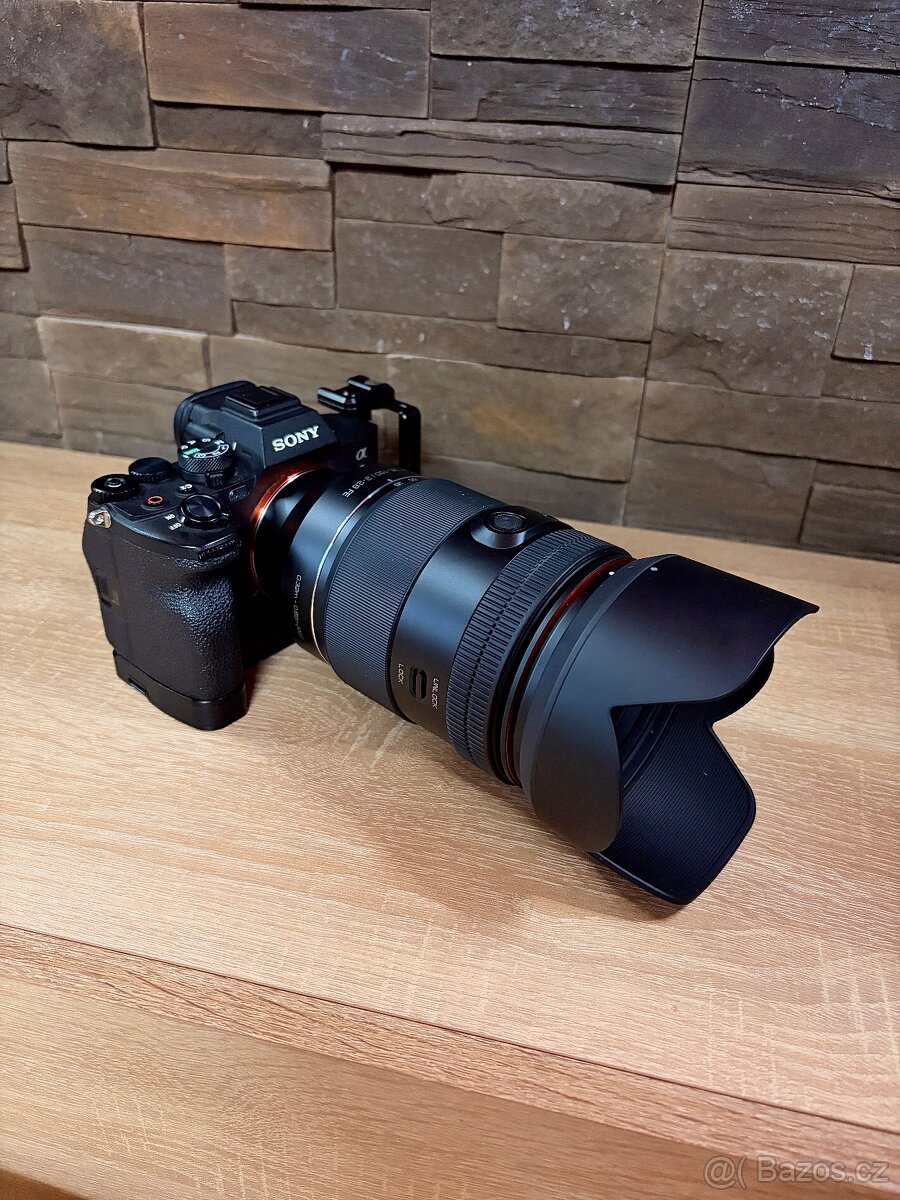 Sony a7 iv + Samyang 35-150mm f2-2.8