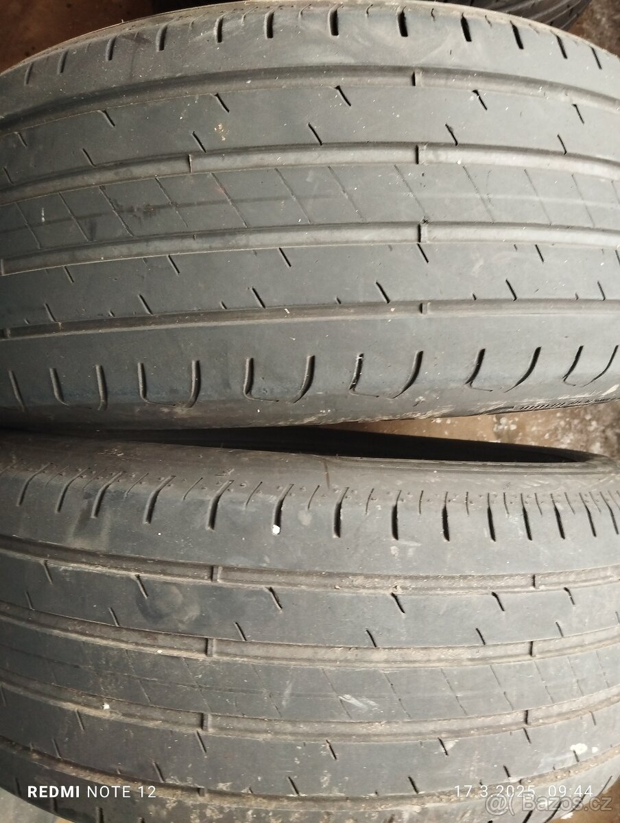 2 ks letních pneu Goodyear 235/55/18