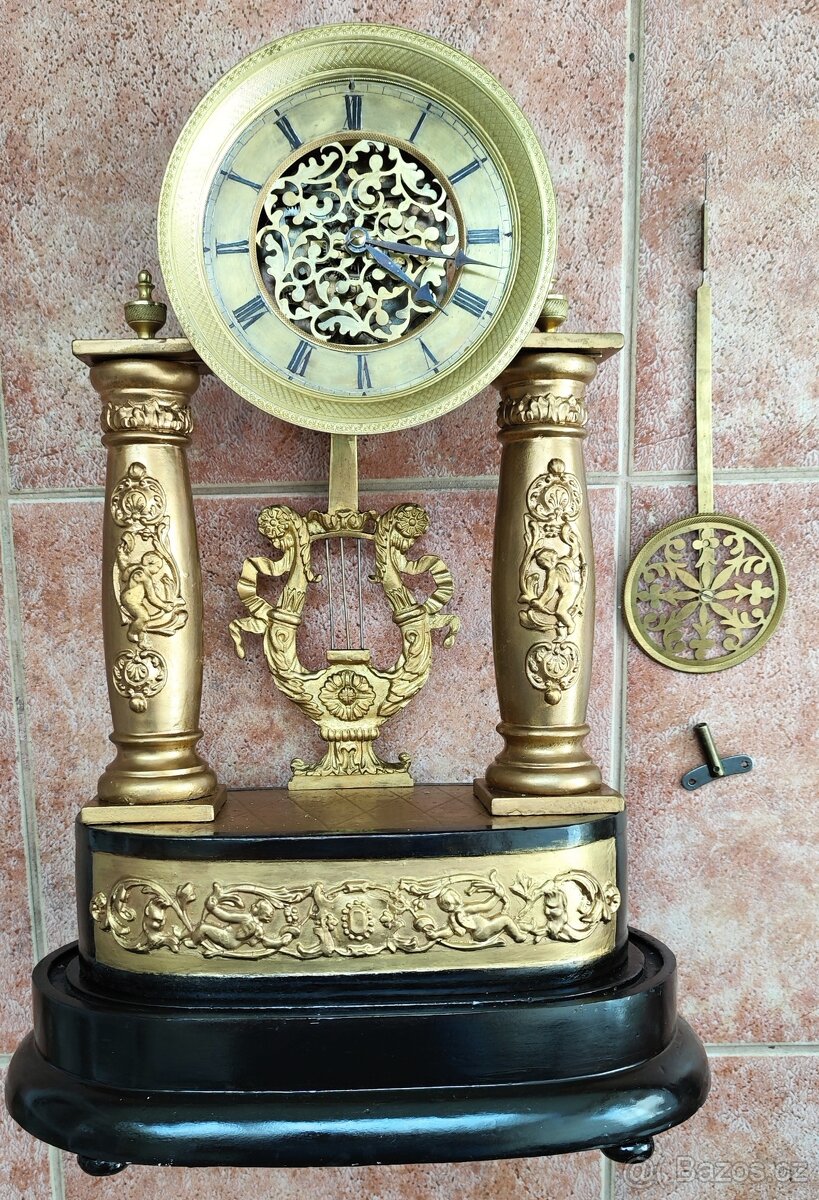 TOP krbové dvousloupkové hodiny Biedermeier