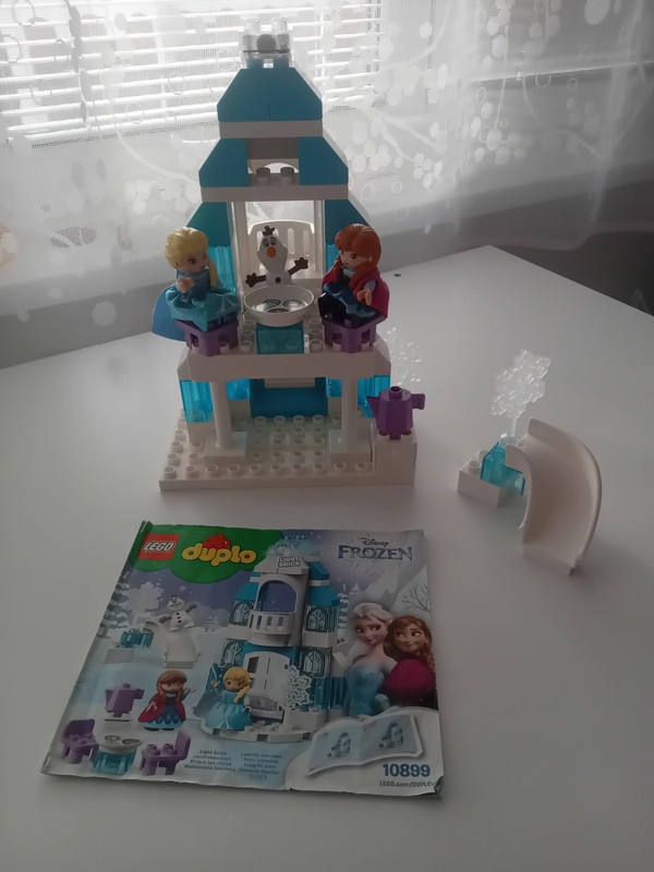 2135 - lego duplo 10899 Zámek z Ledového království
