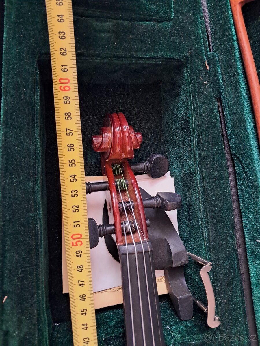 Prodám housle celé