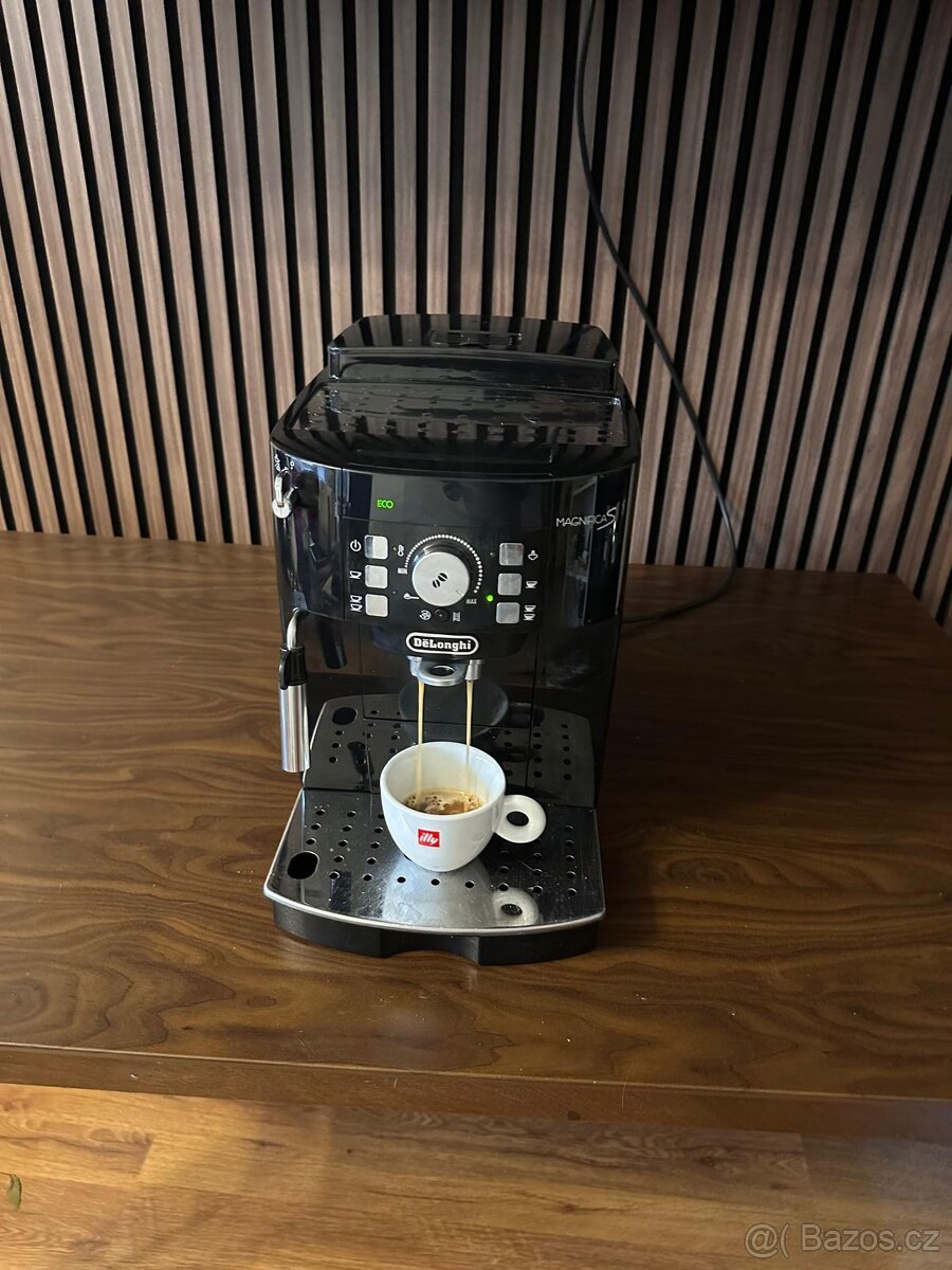 DeLonghi Magnifica S