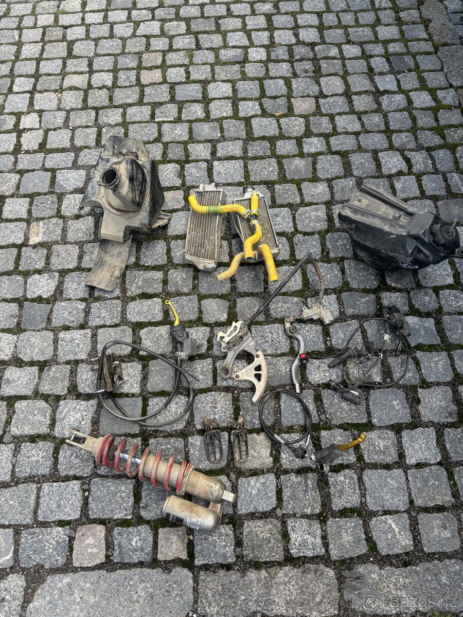 Suzuki RMZ 250 díly