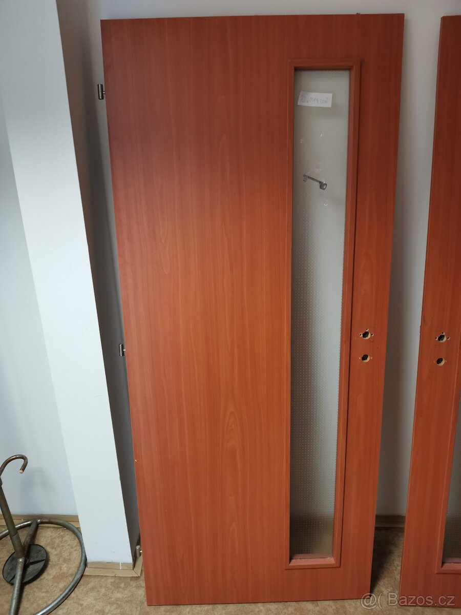 Zánovní interiérové dveře - 82x197cm levé - 2ks