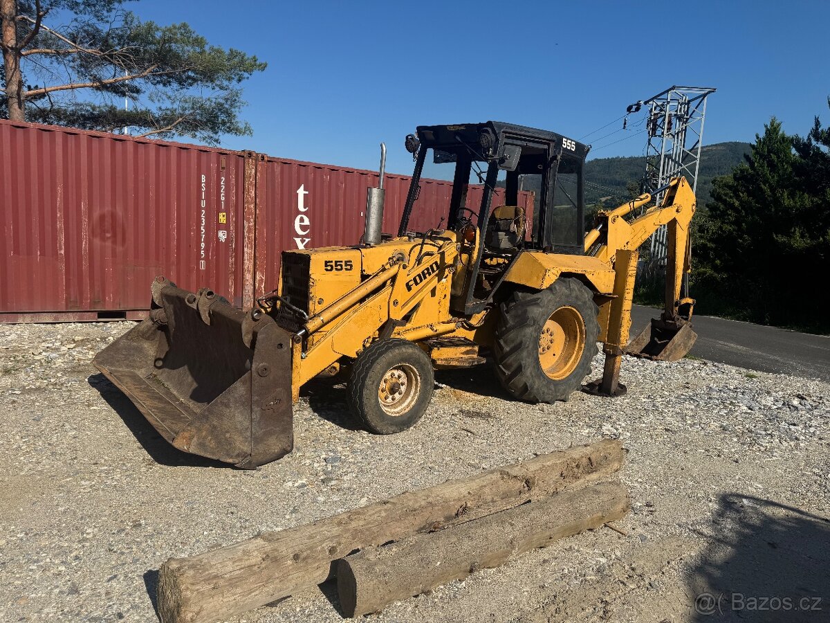 Traktorbagr Ford 555 , klapačka, pohon 4x2