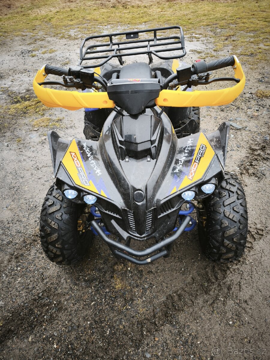 Dětská čtyřkolka