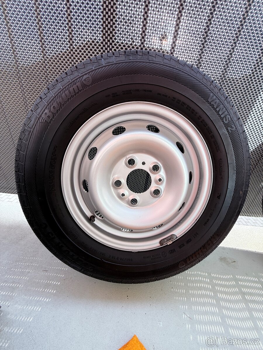 Citroen Jumper/ letní kola/ 205/70R15 106R TCL
