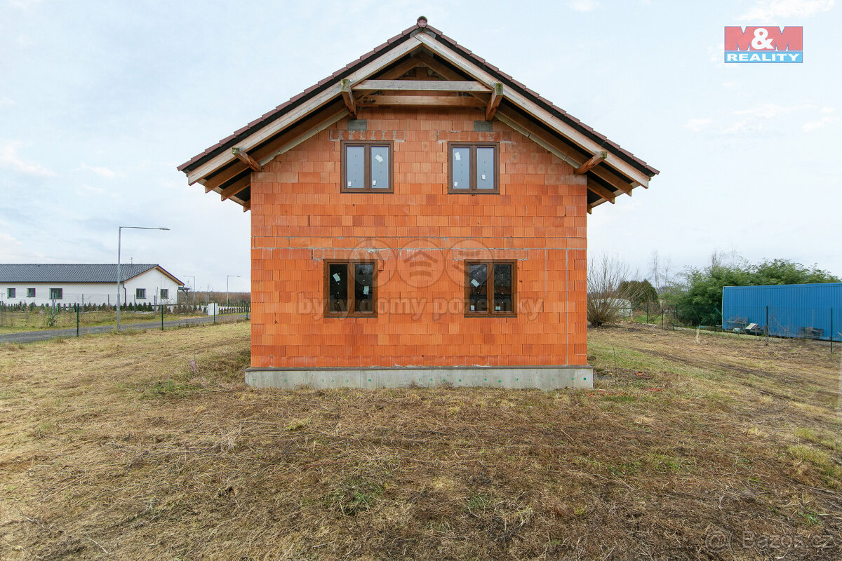 Prodej rodinného domu, 160 m², Lochousice