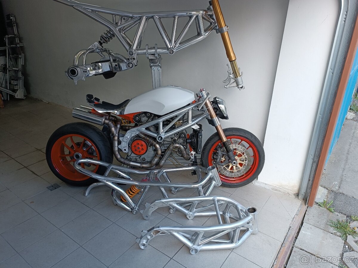 Ducati café racer