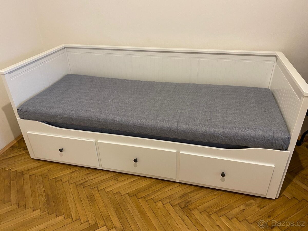 Rozkládací postel Ikea Hemnes
