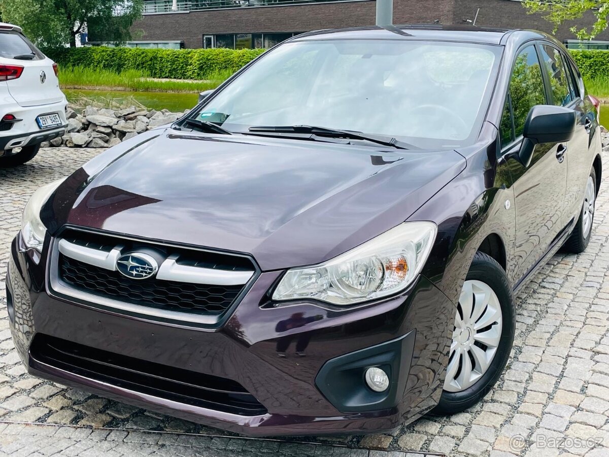Subaru Impreza 1.6i BENZÍN 4x4 MANUÁL SERVISKA