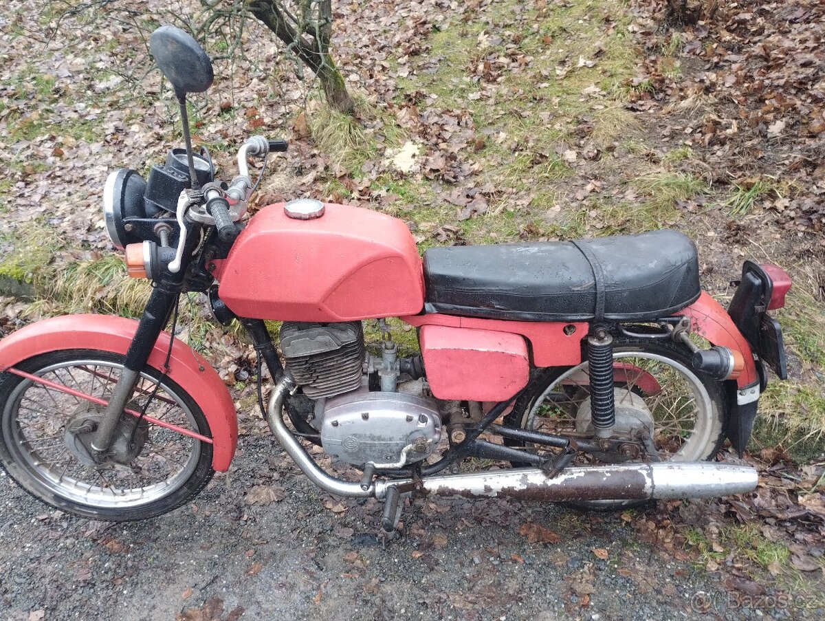 ČZ 125/488 viz.foto -