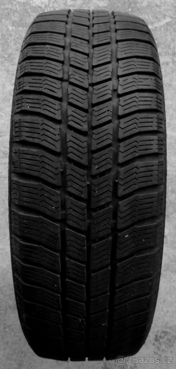 ZIMNÍ PNEU 185 60 15 Barum