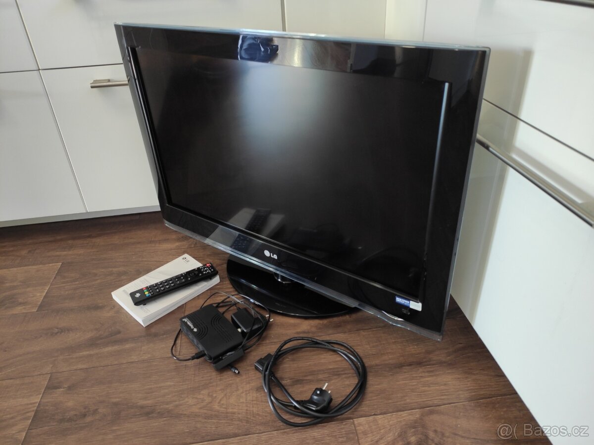 Televize LG 32LH4000 - 82 cm + DVB-T2 set top box