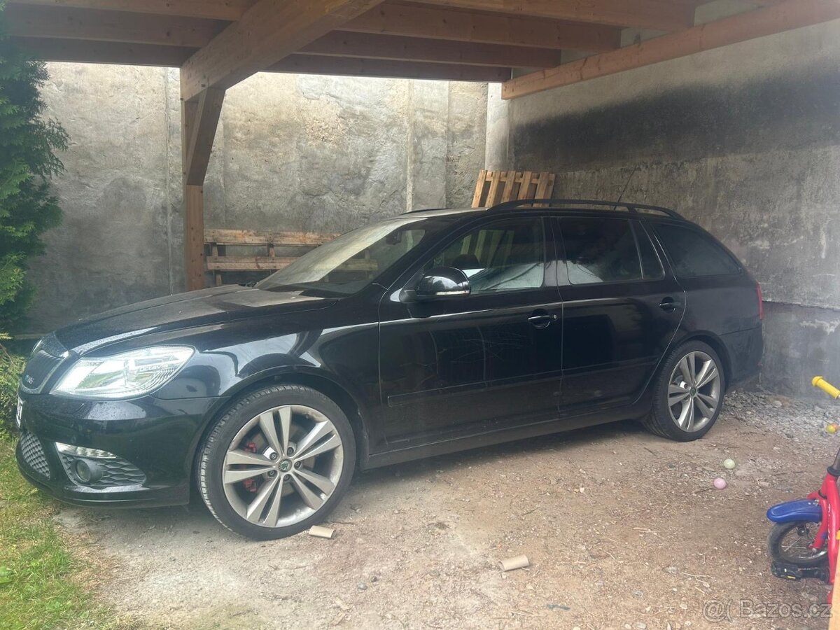 ŠKODA OCTAVIA RS 2.0 TDI 125kw 2010 KOMBI SERVISKA 8xkola