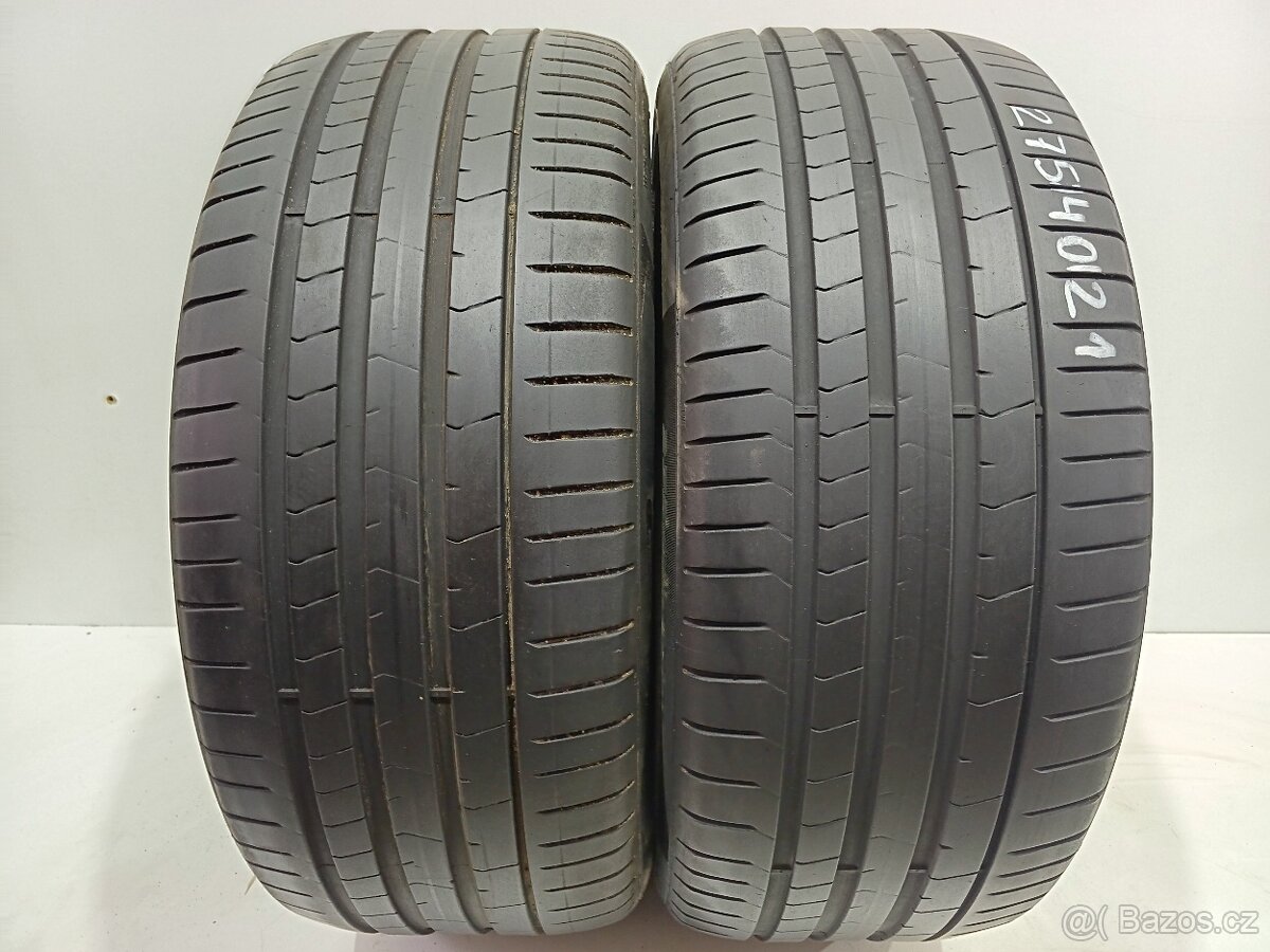 2ks letní pneu 275/40/21 Pirelli