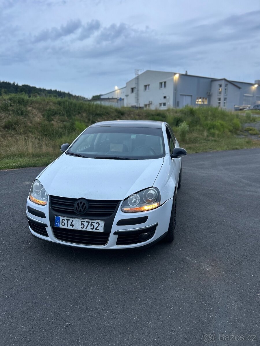 Volkswagen Jetta 2.0tdi bkd