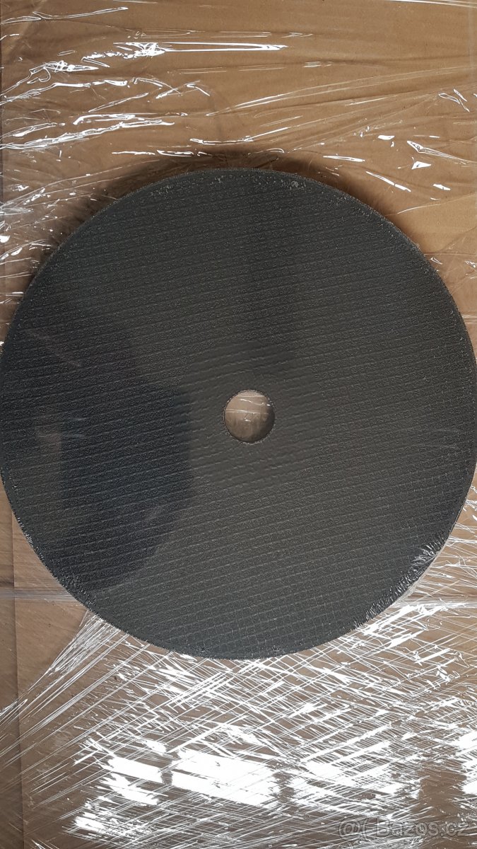 Řezný kotouč 300x2.8 mm - díra 32mm