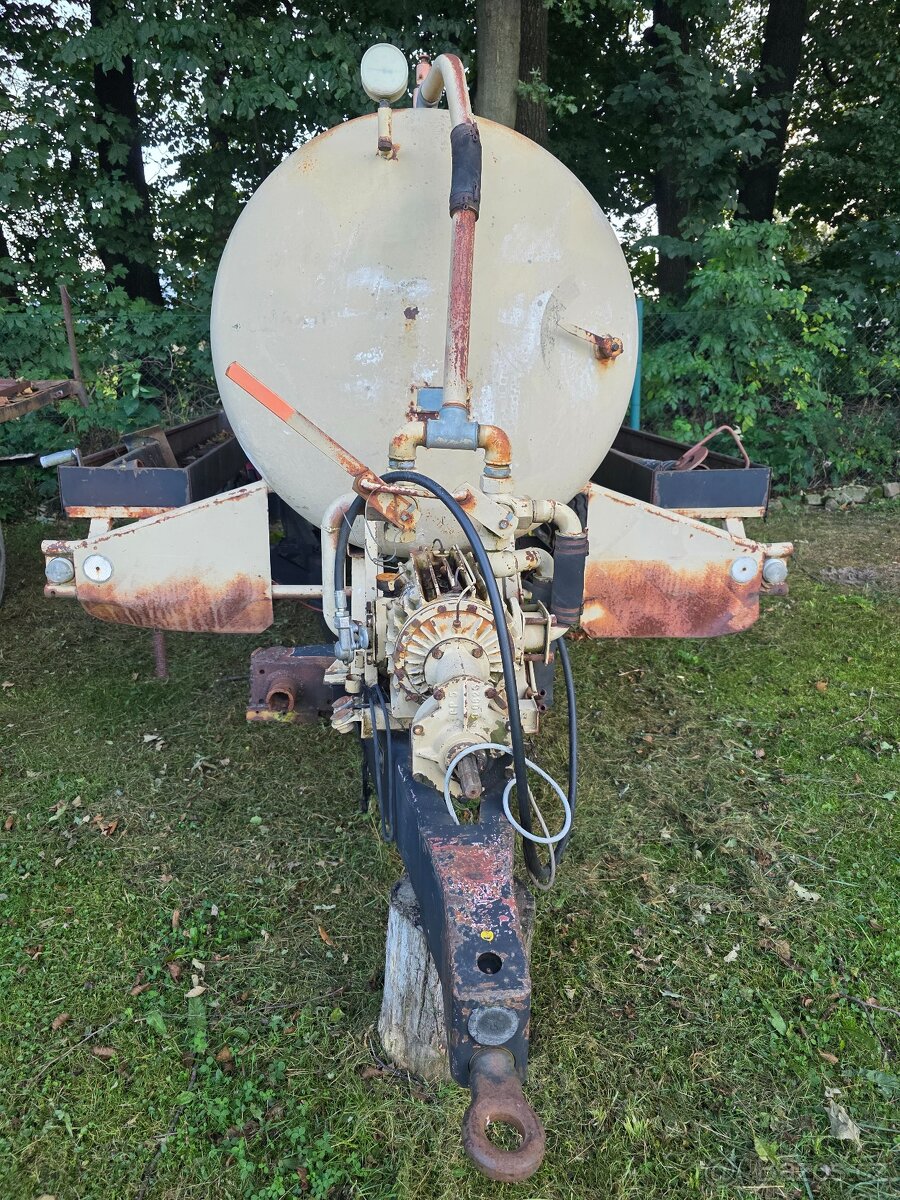 Fekál MA5-023 Malacky 3000 litrů