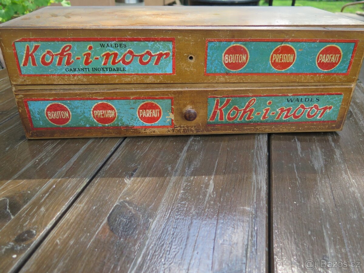 Stará reklamní galanterní Kohinoor skříňka se šuplíky