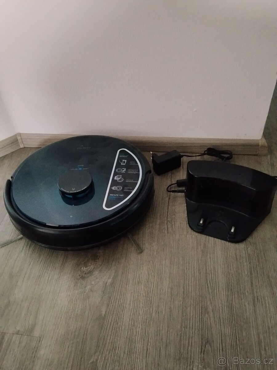 Robotický vysavač Sencor SRV 9250BK 2v1